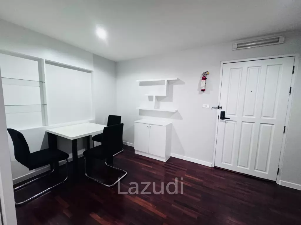 48 sqm 1 Bedroom Condo on 6th Floor at Baan Chan Condominium Wattana Bangkok
