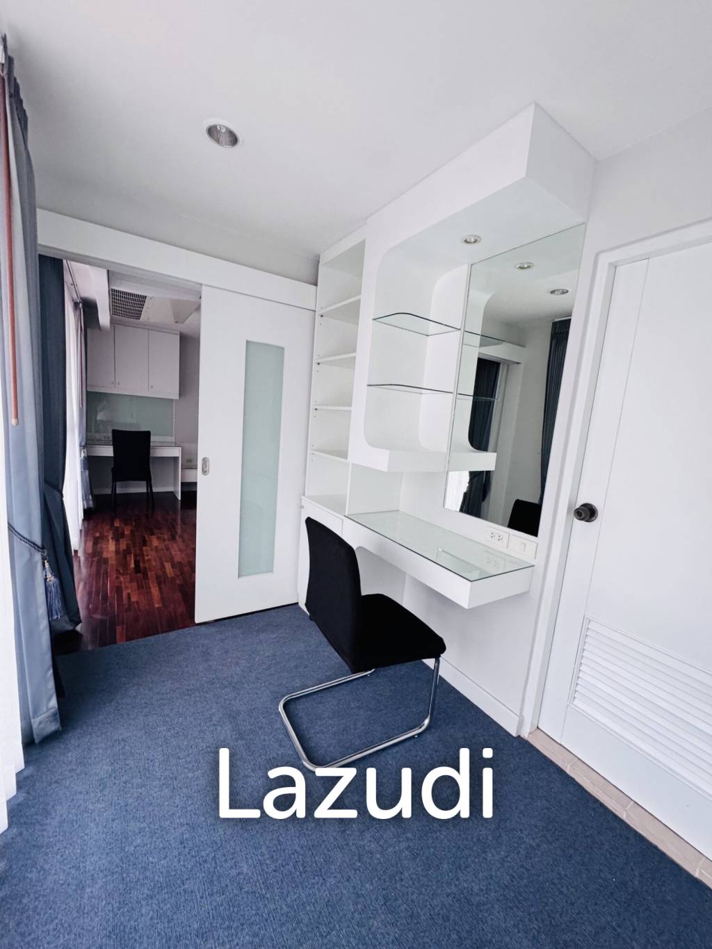 48 sqm 1 Bedroom Condo on 6th Floor at Baan Chan Condominium Wattana Bangkok