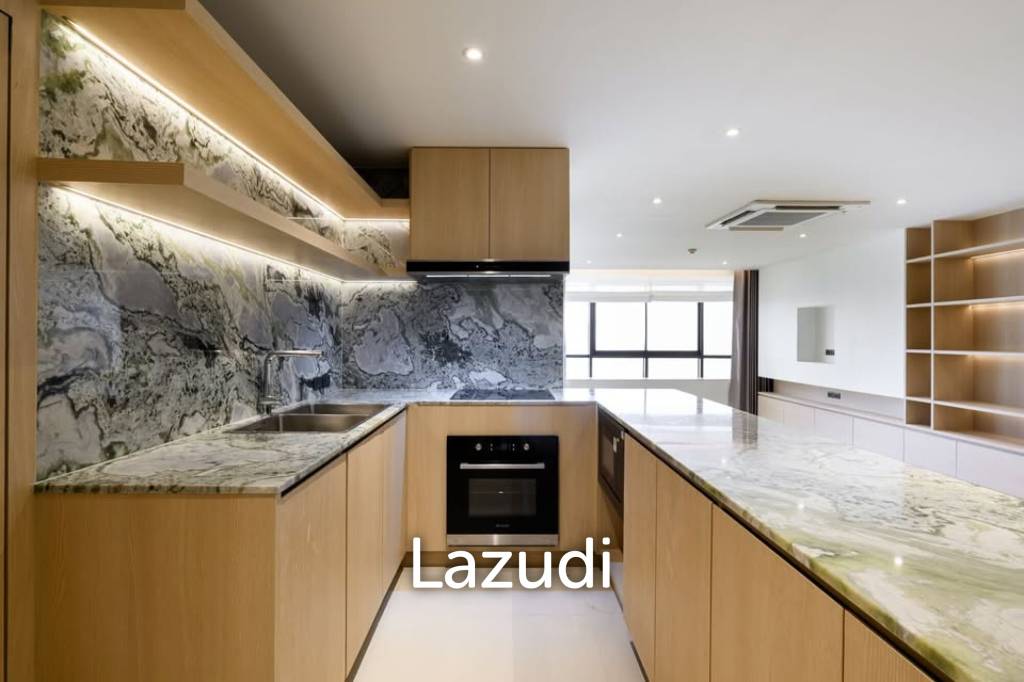 3 Bedroom 2 Bathroom 151 SQ.M. Jomtien Plaza Condotel