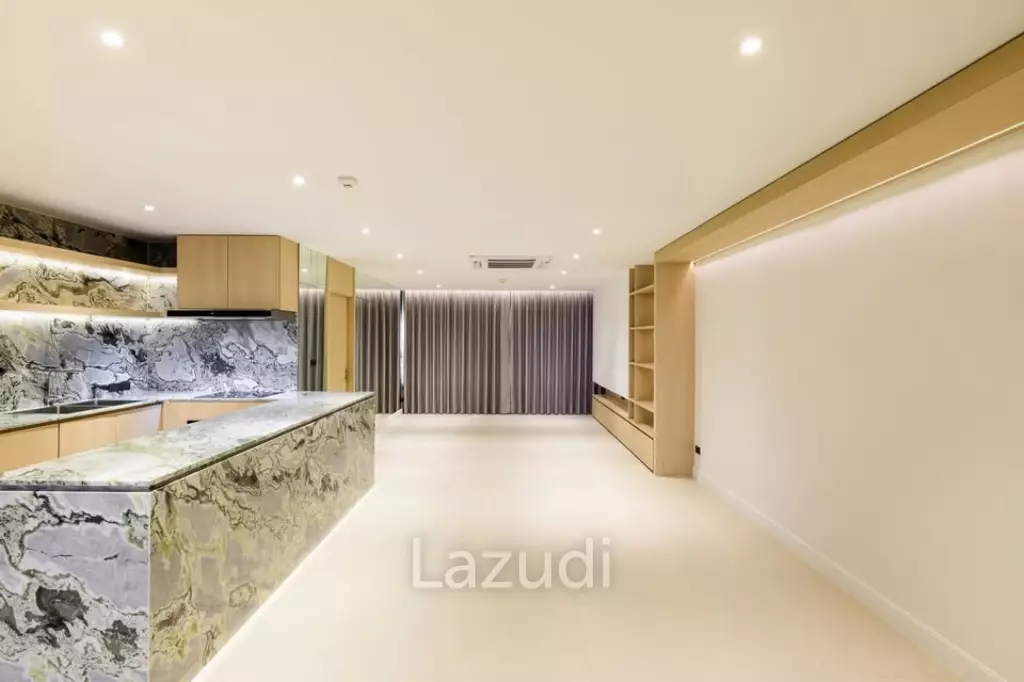 3 Bedroom 2 Bathroom 151 SQ.M. Jomtien Plaza Condotel