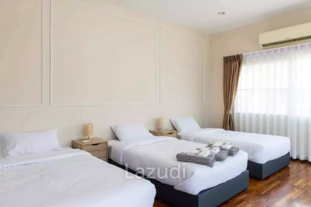 4 Bedroom 3 Bathroom 400 SQ.M. Central Park Hillside