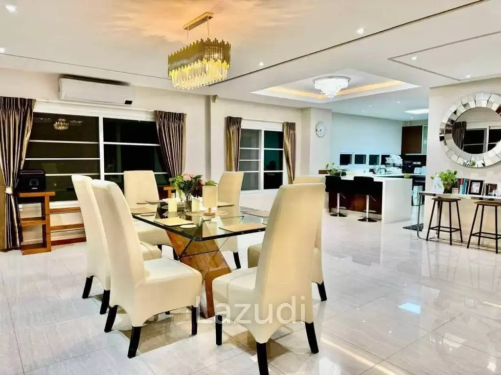 4 Bedroom 3 Bathroom 400 SQ.M. Central Park Hillside