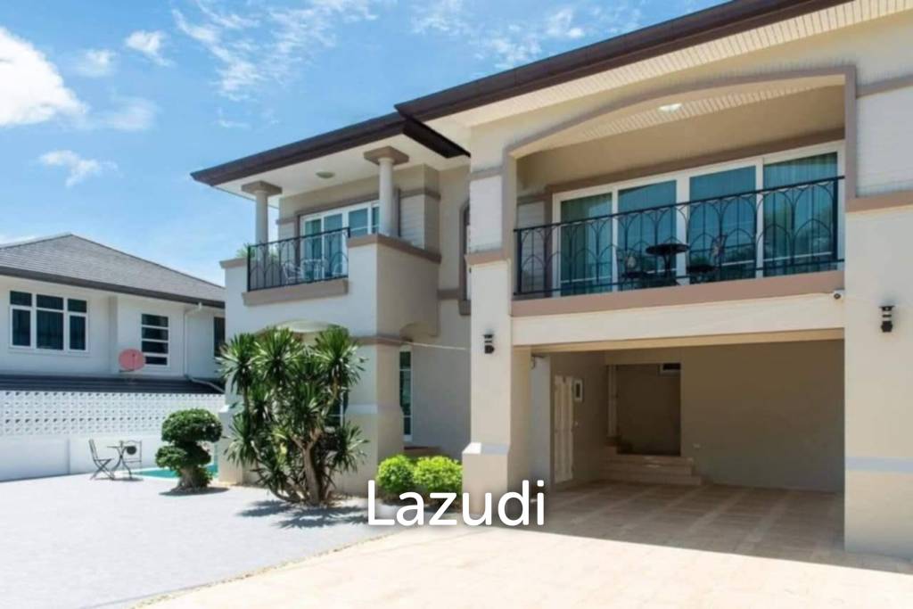 4 Bedroom 3 Bathroom 400 SQ.M. Central Park Hillside
