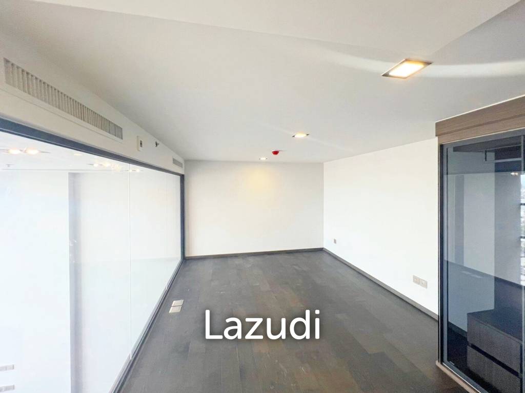 50.6 sqm loft-style 1 bedroom condo for sale in CONNER Ratchathewi