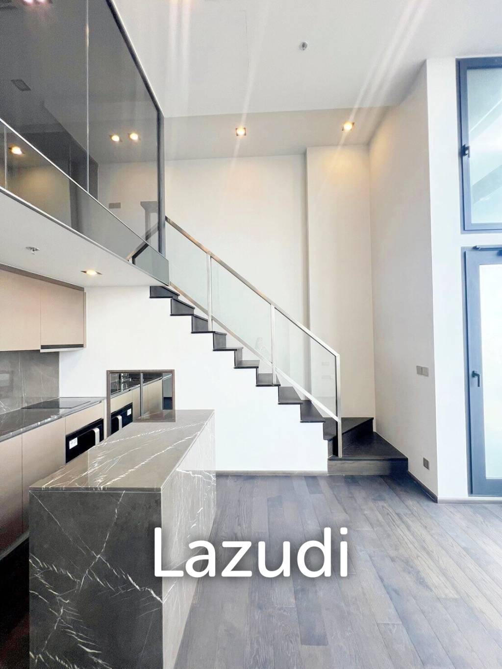 50.6 sqm loft-style 1 bedroom condo for sale in CONNER Ratchathewi