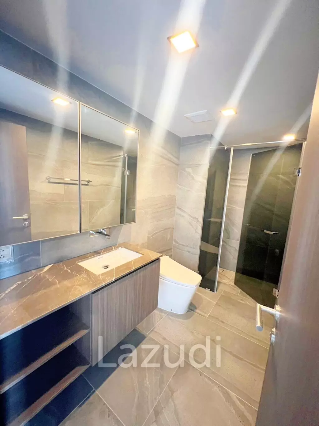 50.6 sqm loft-style 1 bedroom condo for sale in CONNER Ratchathewi