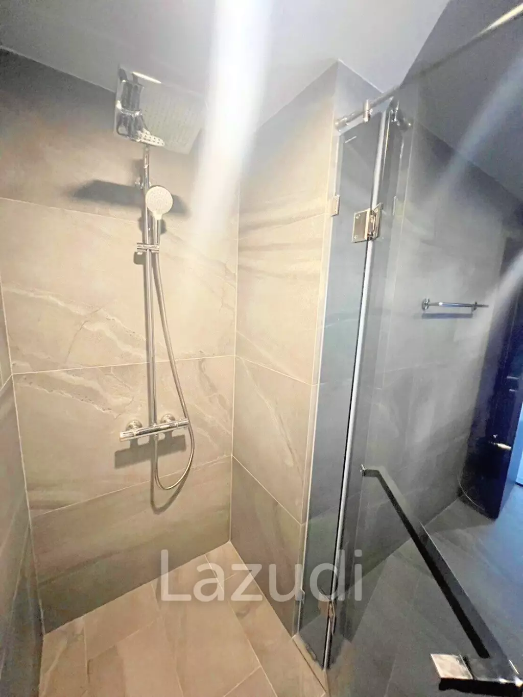 50.6 sqm loft-style 1 bedroom condo for sale in CONNER Ratchathewi