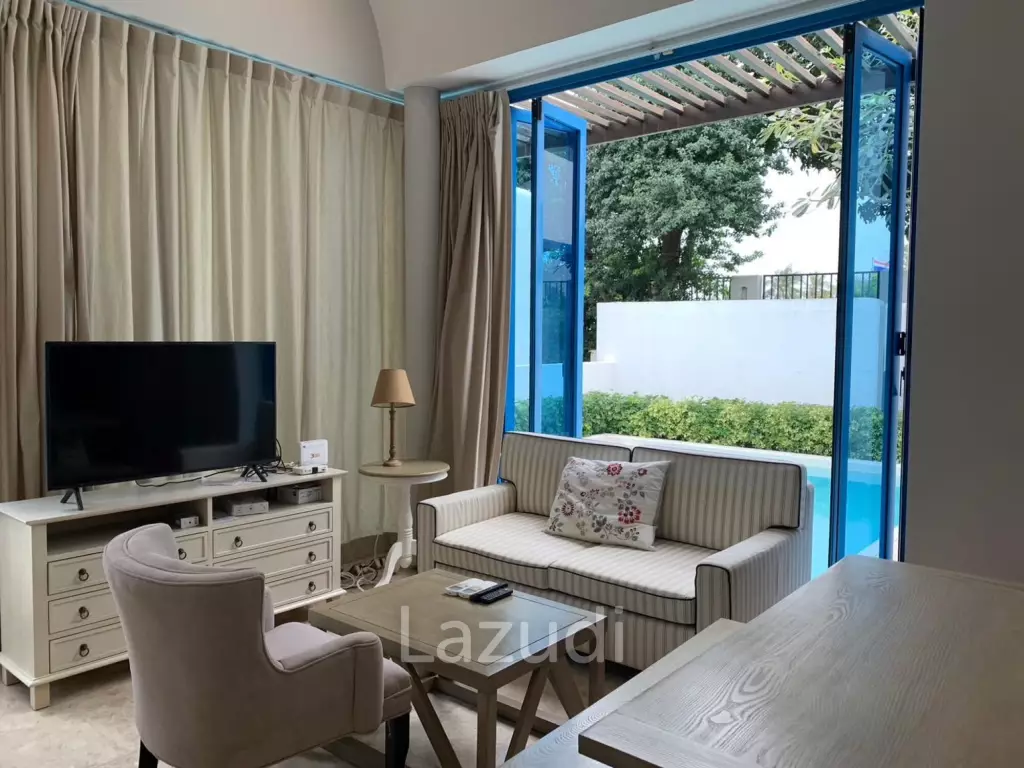 Poolside condo at The Crest Santora for rent