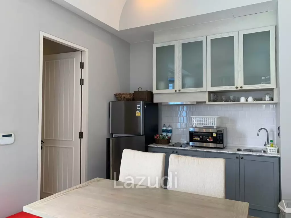 Poolside condo at The Crest Santora for rent