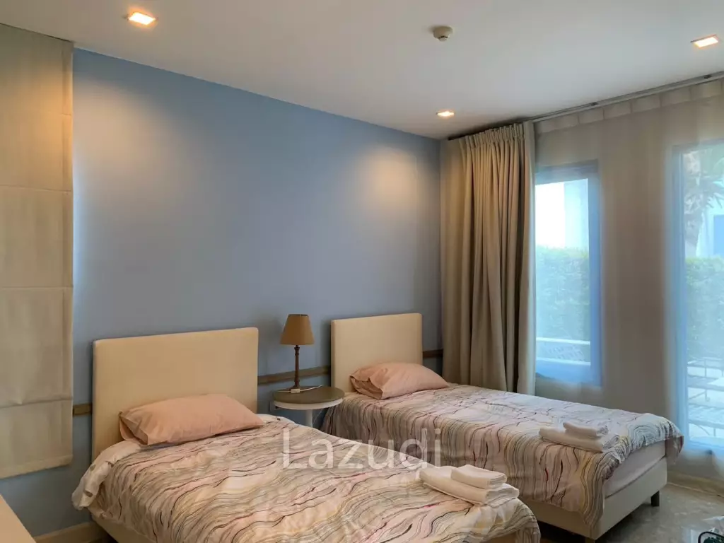 Poolside condo at The Crest Santora for rent