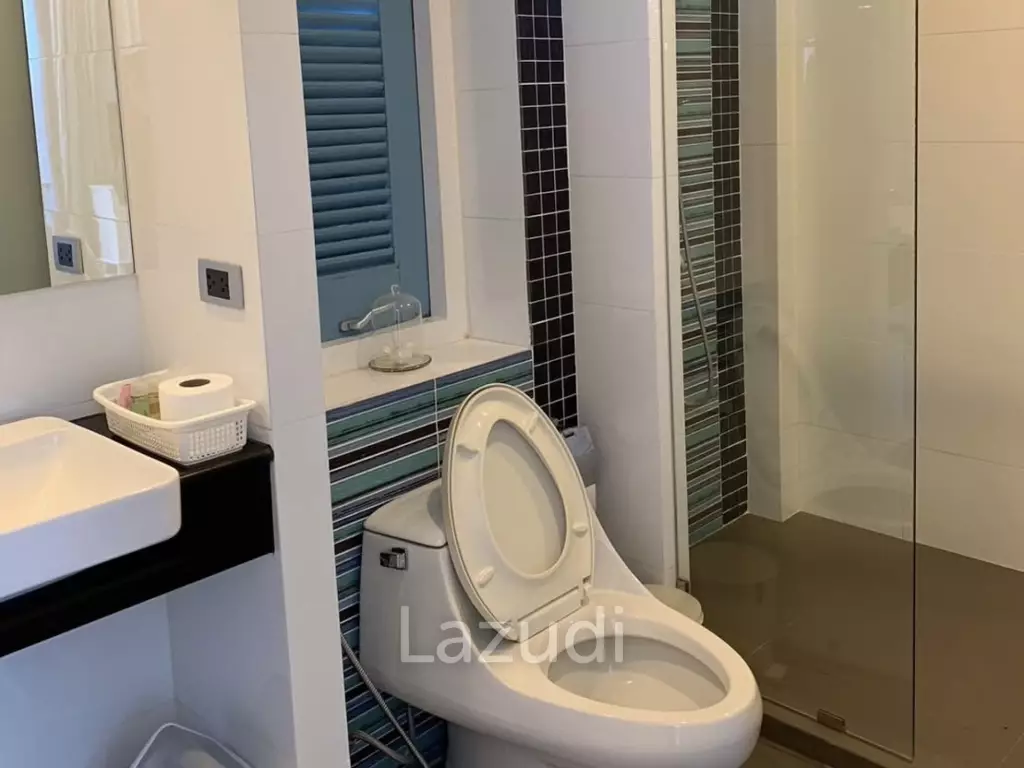 Poolside condo at The Crest Santora for rent