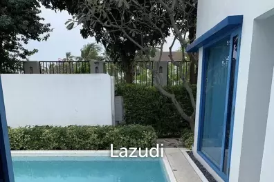 Poolside condo at The Crest Santora for rent
