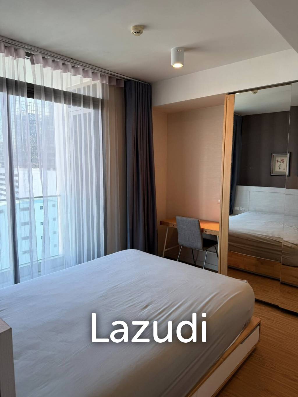 2 beds 2 baths 78 SQ.M  Siamese Surawong