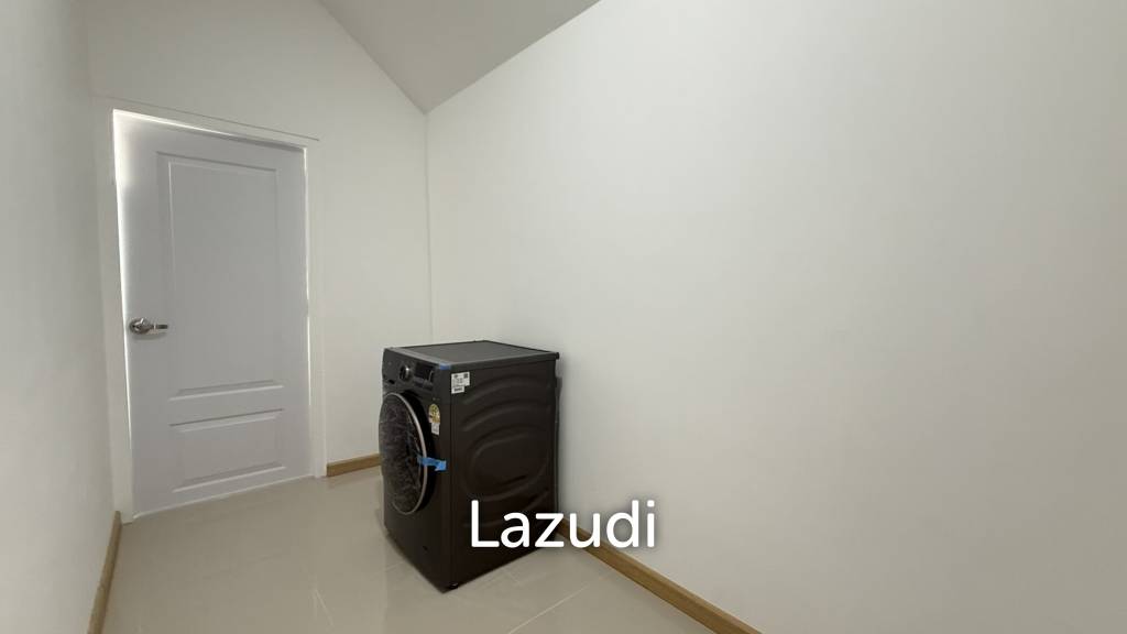 MODERN POOL VILLA ON SOI 102 : 3 BED PRIME LOCATION NEAR TOWN