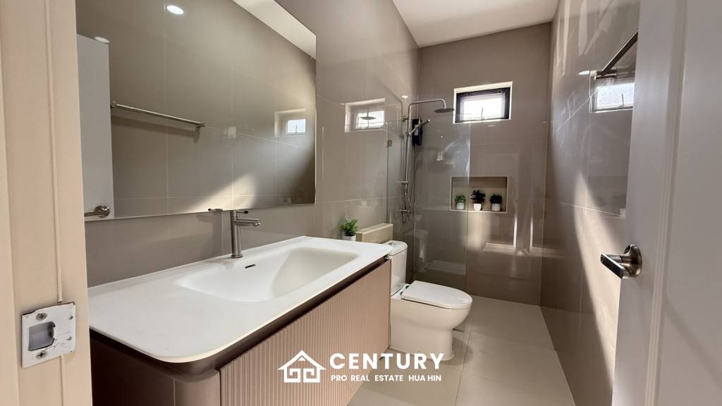 280 Kvm 3 Seng 3 Bad Villa for Salg