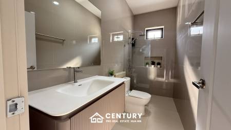 280 Kvm 3 Seng 3 Bad Villa for Salg