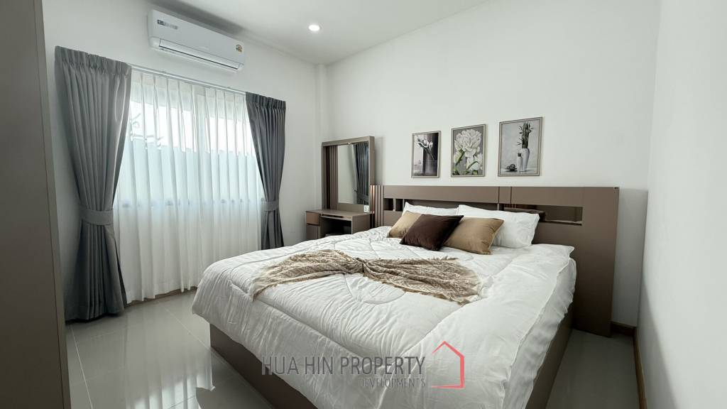 MODERN POOL VILLA ON SOI 102 : 3 BED PRIME LOCATION NEAR TOWN