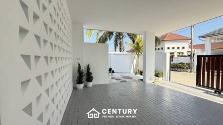 280 Kvm 3 Seng 3 Bad Villa for Salg