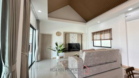 MODERN POOL VILLA ON SOI 102 : 3 BED PRIME LOCATION NEAR TOWN