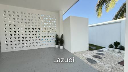 MODERN POOL VILLA ON SOI 102 : 3 BED PRIME LOCATION NEAR TOWN