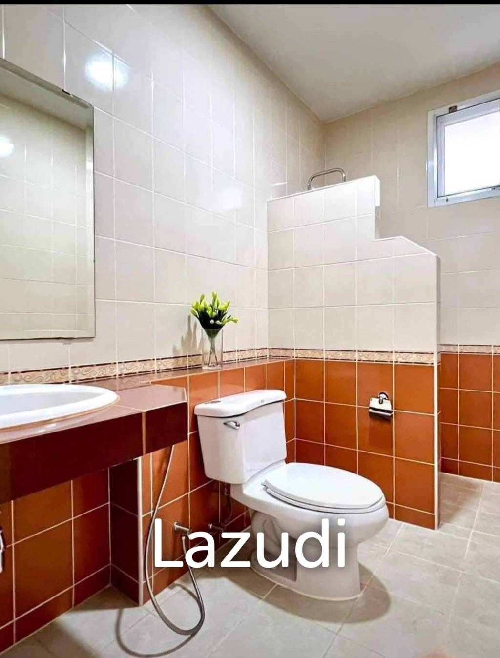3 Bedroom 3 Bathroom 200 SQ.M. Eastiny Park 2