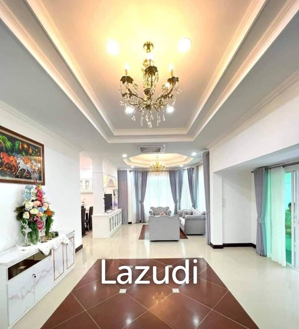 3 Bedroom 3 Bathroom 200 SQ.M. Eastiny Park 2