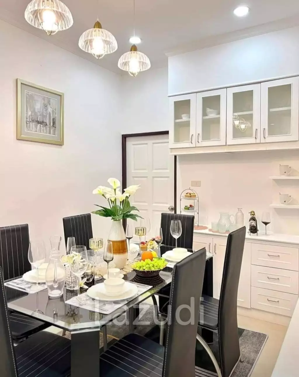 3 Bedroom 3 Bathroom 200 SQ.M. Eastiny Park 2