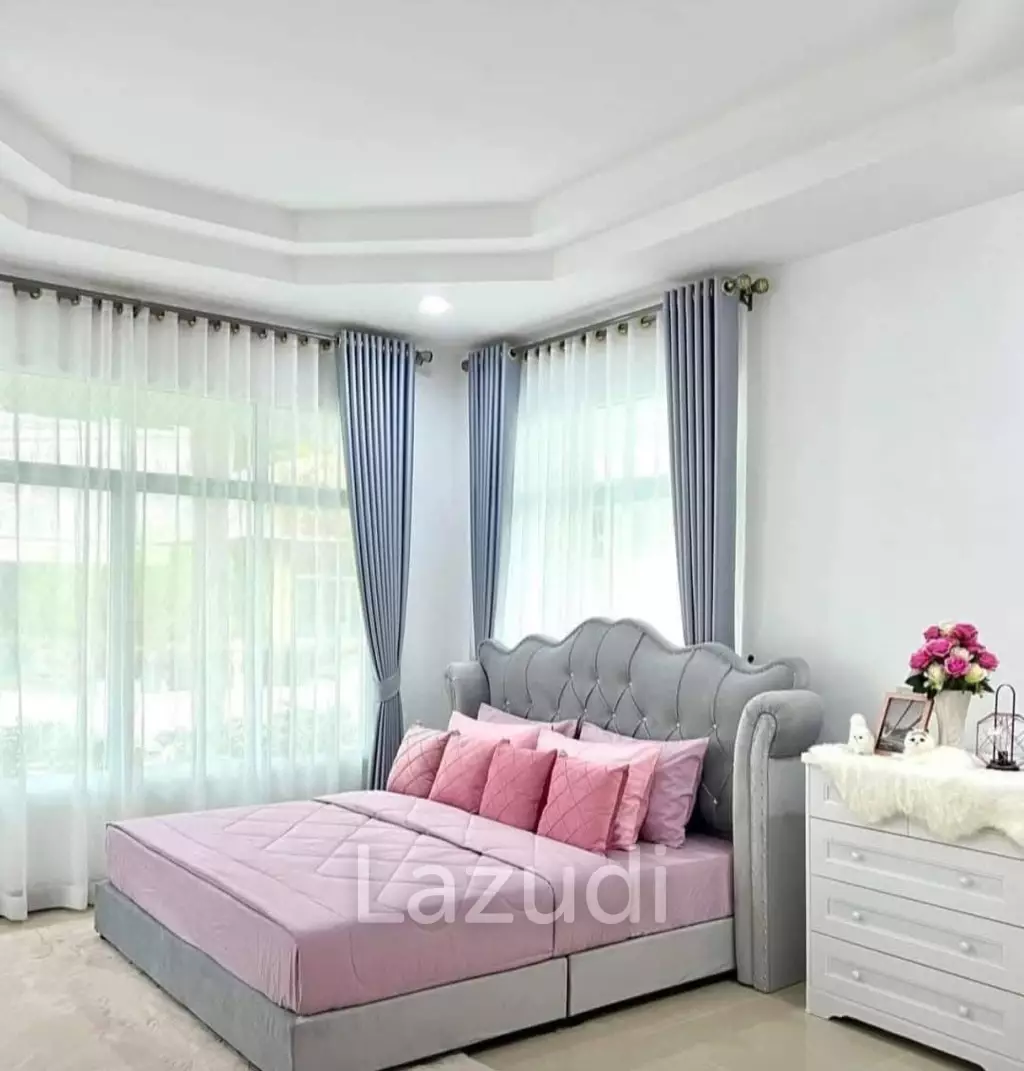3 Bedroom 3 Bathroom 200 SQ.M. Eastiny Park 2