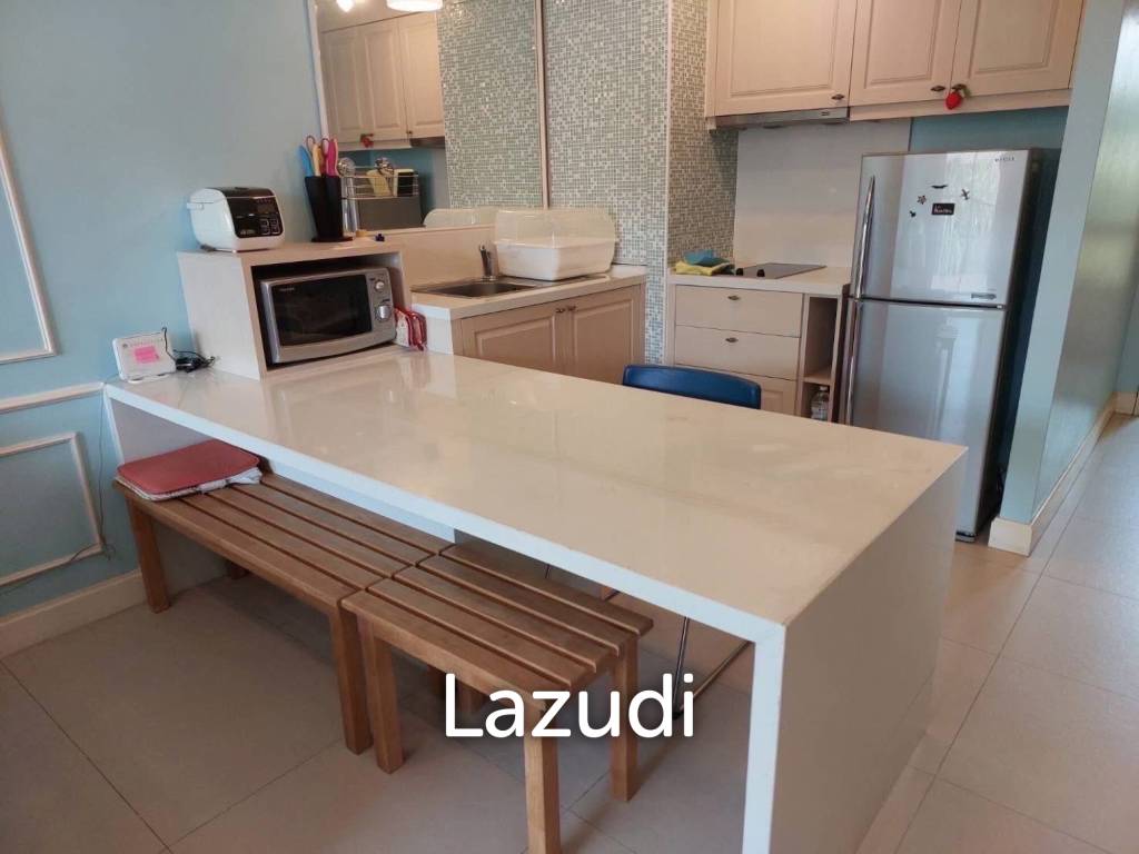 Marrakesh 1 Bedroom Condo with Pool View