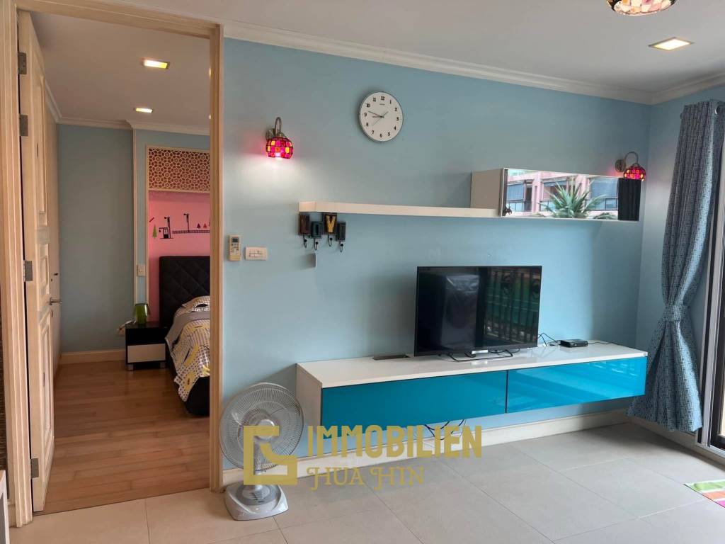 3e étage / balcon / entièrement meublé