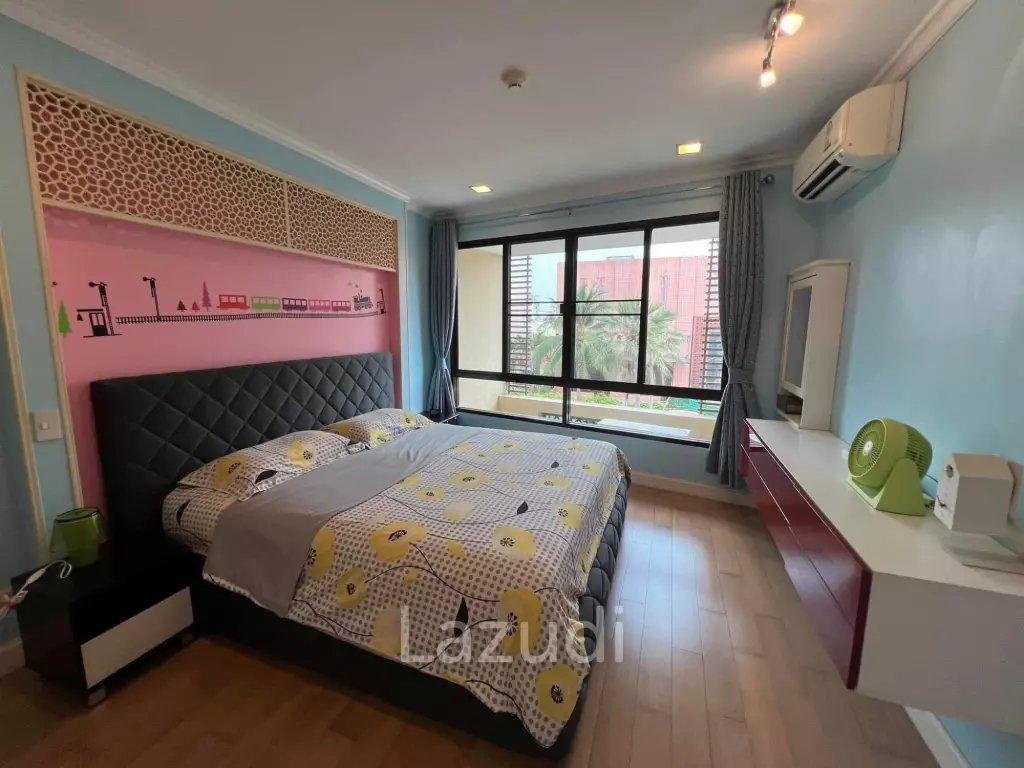 Marrakesh 1 Bedroom Condo with Pool View