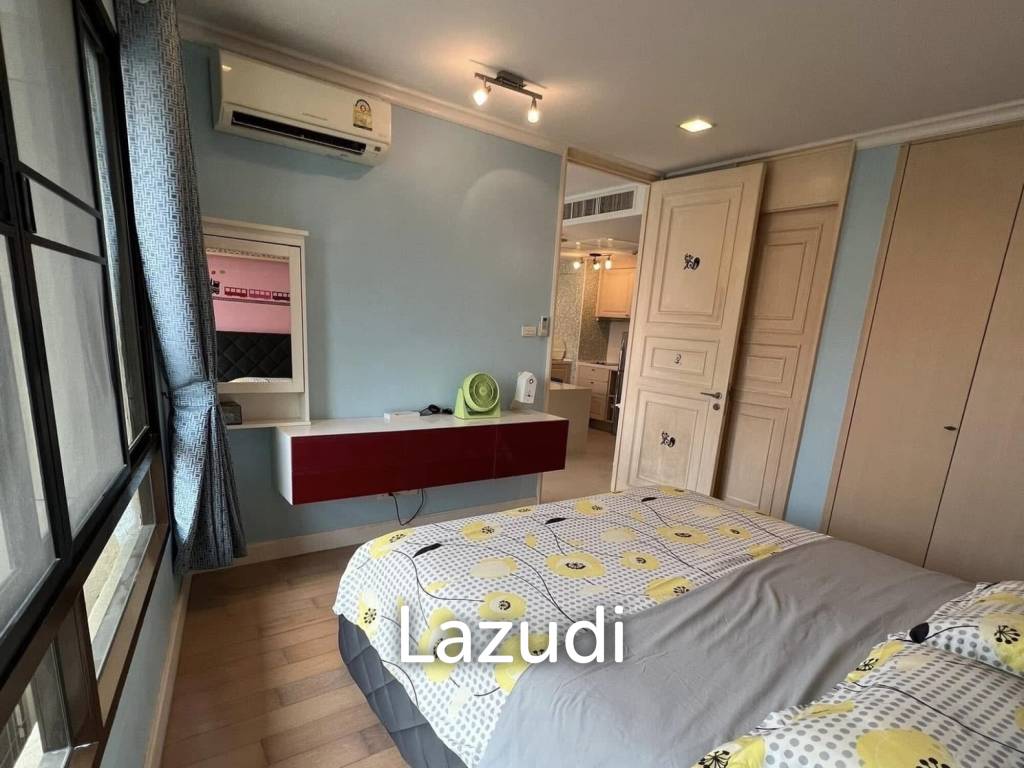 Marrakesh 1 Bedroom Condo with Pool View