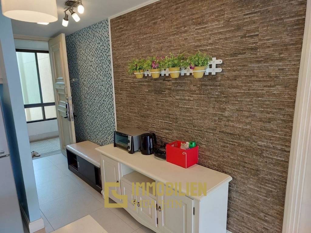 3e étage / balcon / entièrement meublé