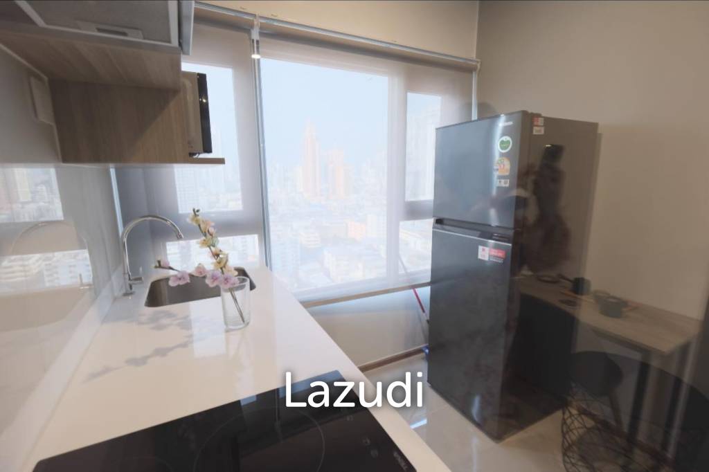 1 Bed 1 Bath 32 SQ.M Life Rama 4 - Asoke