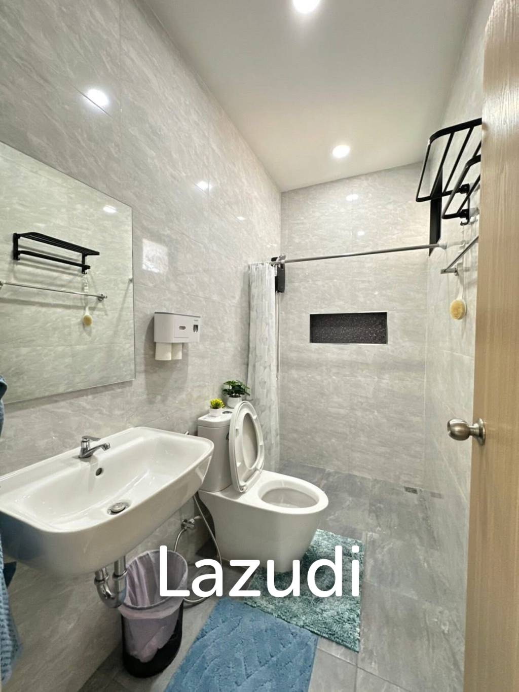 Modern 2 bedroom house in Hin Lek Fai for rent