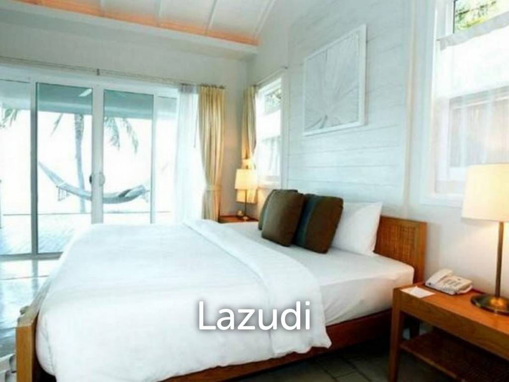 NISHAVILLE RESIDENCES: Best Value Absolute Beachfront 3 Bed Villa