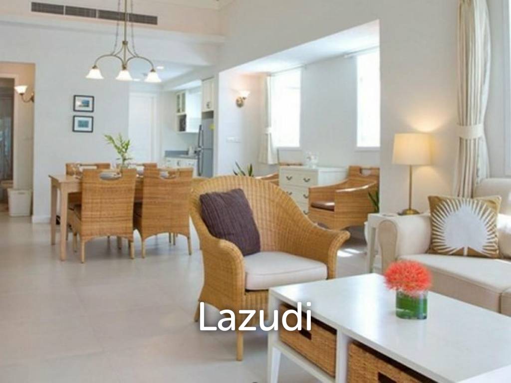 NISHAVILLE RESIDENCES: Best Value Absolute Beachfront 3 Bed Villa