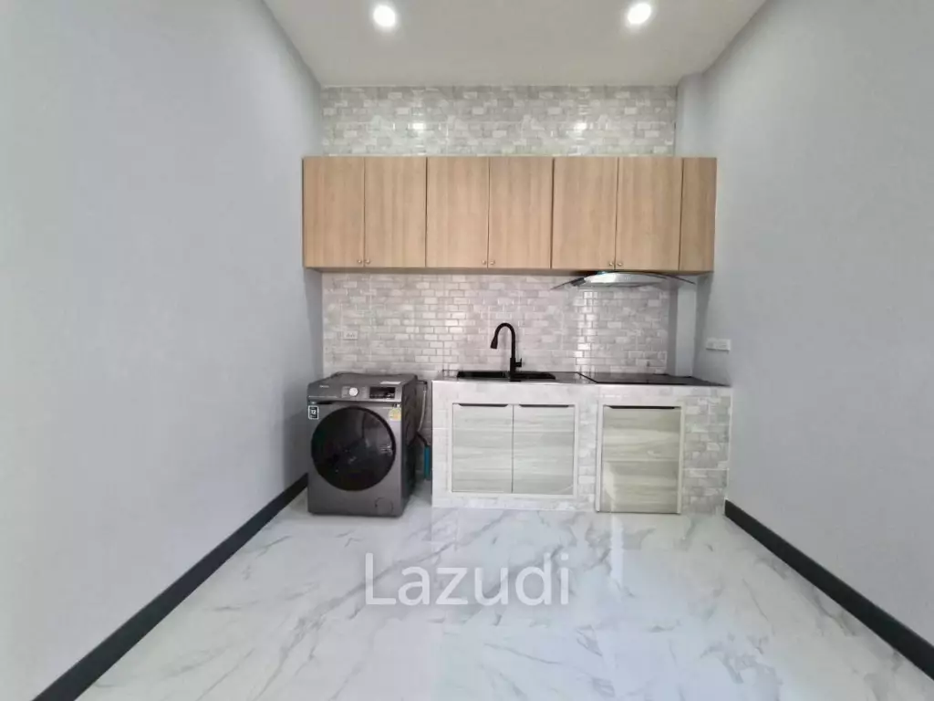 3 Bedroom 3 Bathroom 110 SQ.M. Single House In Chaiyaphrue
