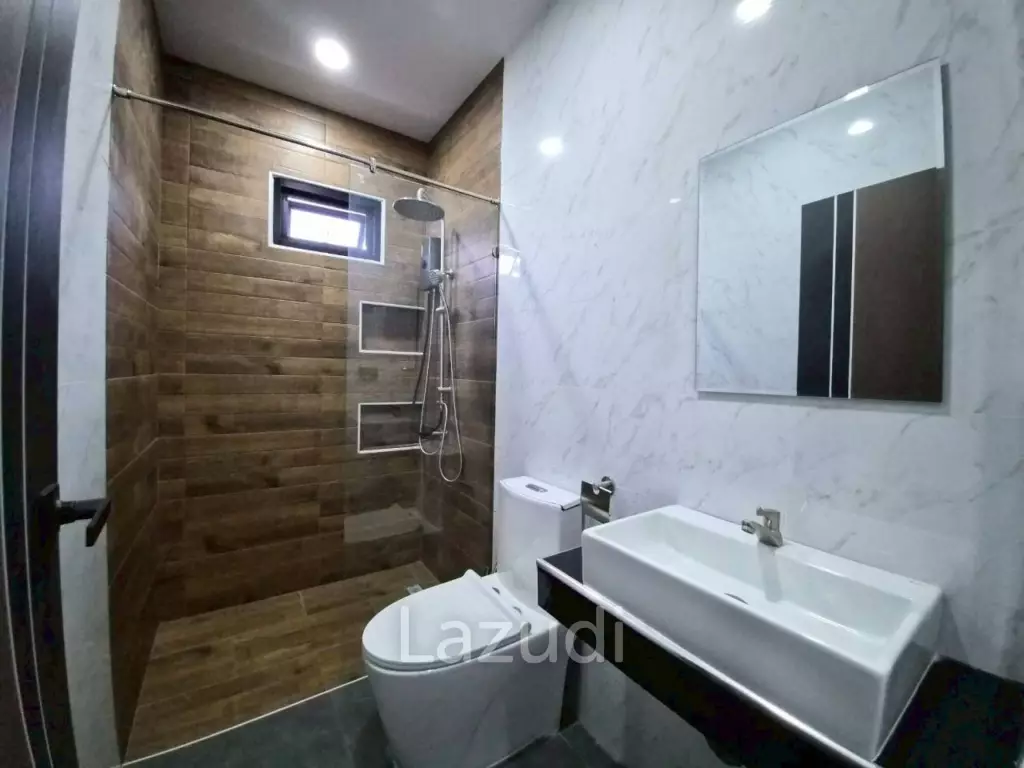 3 Bedroom 3 Bathroom 110 SQ.M. Single House In Chaiyaphrue