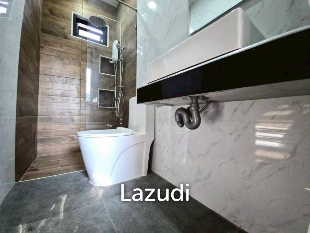 3 Bedroom 3 Bathroom 110 SQ.M. Single House In Chaiyaphrue