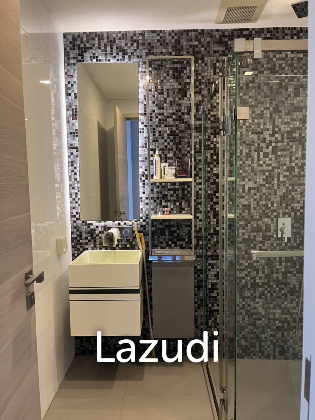 78 sqm high floor condo at The Room Sathorn - TanonPun, Si Lom