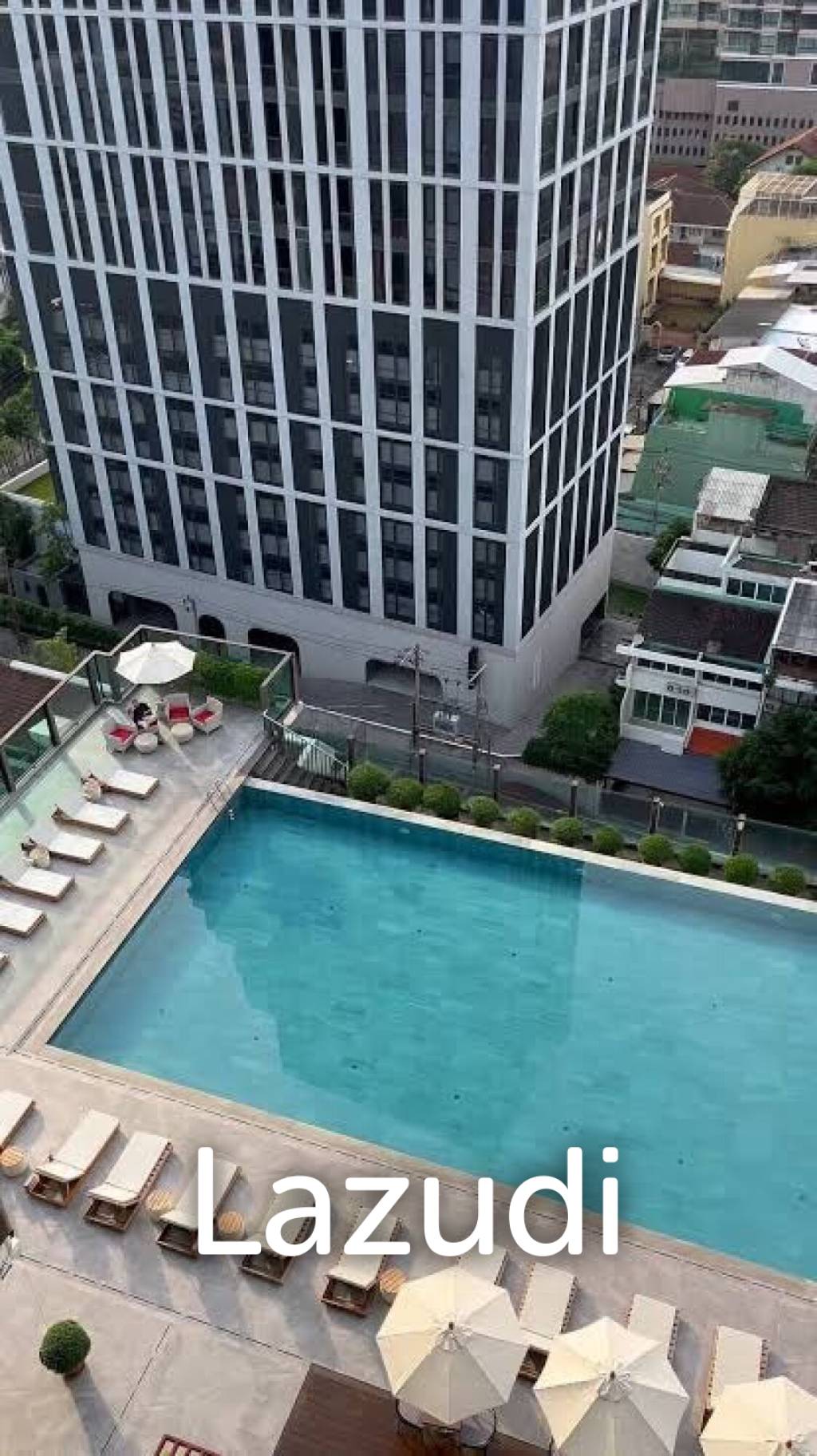 70 sqm modern 1 bedroom condo on 19th floor at Urbana Sathorn Bangkok