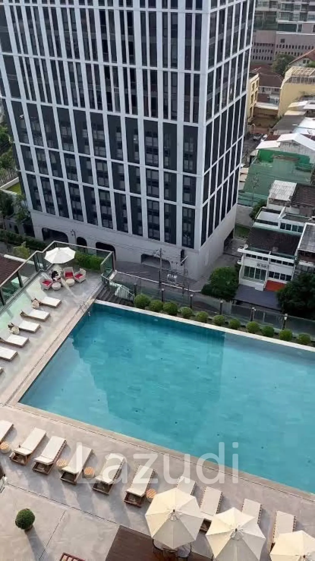 70 sqm modern 1 bedroom condo on 19th floor at Urbana Sathorn Bangkok