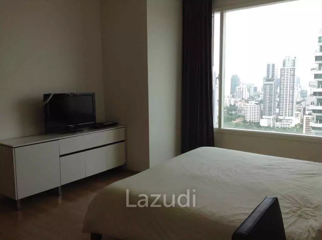 55 sqm High Floor 1 Bed Condo at 39 by Sansiri