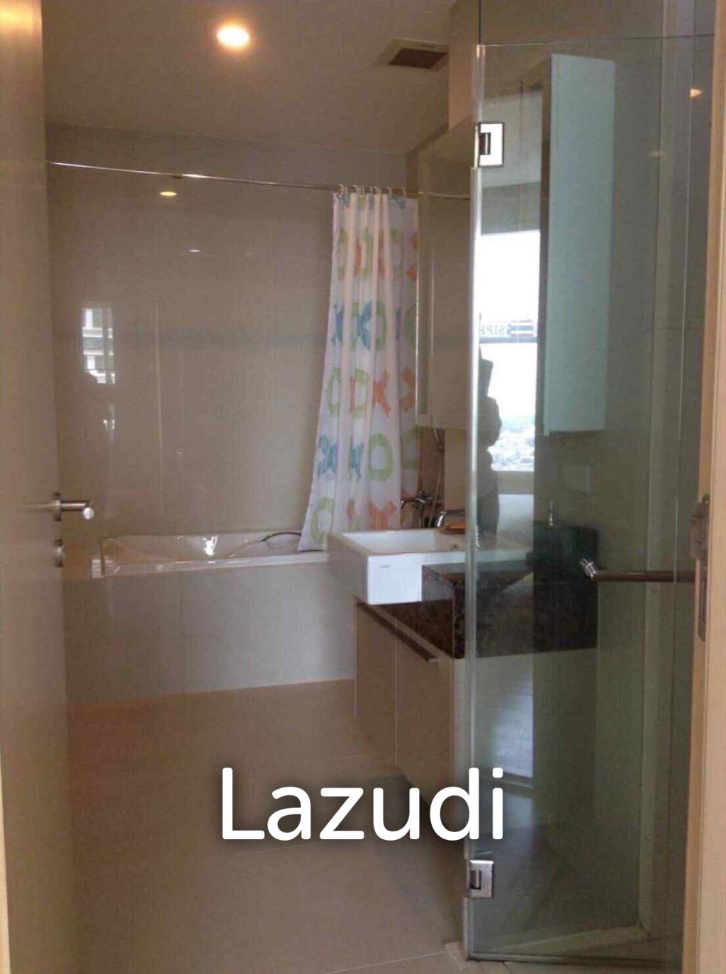 55 sqm High Floor 1 Bed Condo at 39 by Sansiri