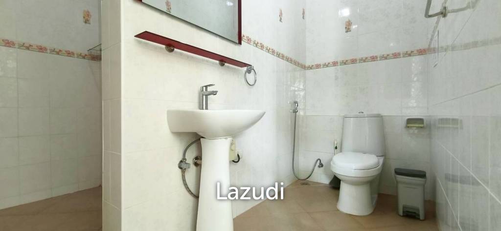 Magnificent Private Estate in Huay Yai Privacy on a 2-Rai Plot