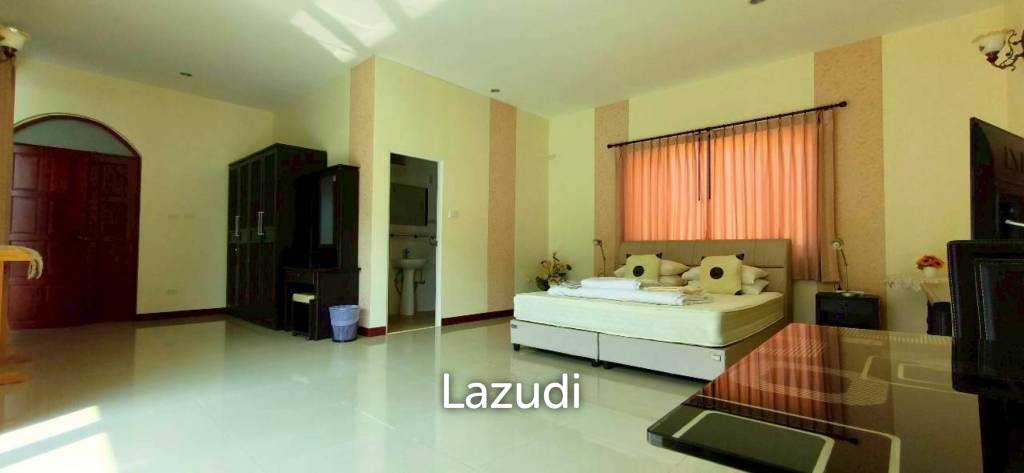 Magnificent Private Estate in Huay Yai Privacy on a 2-Rai Plot