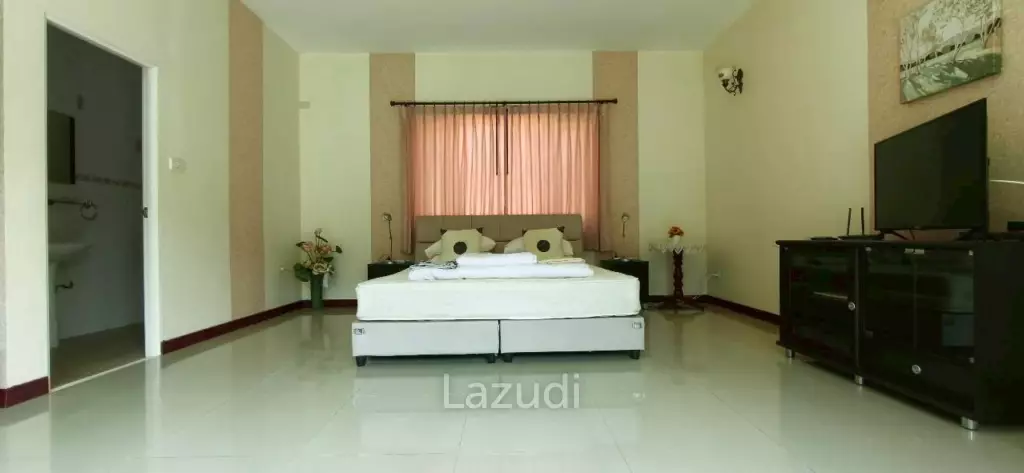 Magnificent Private Estate in Huay Yai Privacy on a 2-Rai Plot