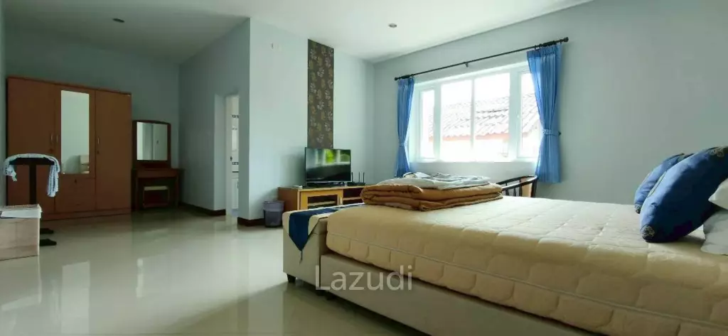 Magnificent Private Estate in Huay Yai Privacy on a 2-Rai Plot