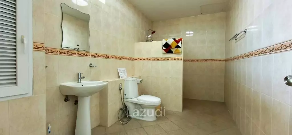Magnificent Private Estate in Huay Yai Privacy on a 2-Rai Plot